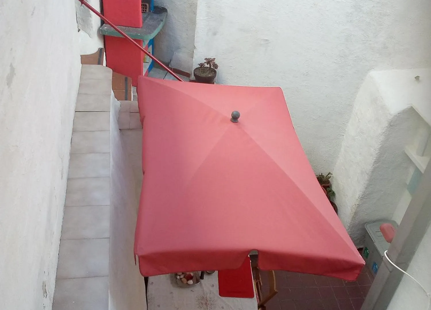 Al Mare, Al Sole, Si', Ma Nella Casa Del Minatore Buggerru Italy